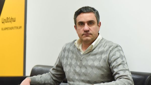 Руководитель партии Одна Армения Артур Газинян в гостях радио Sputnik - Sputnik Армения