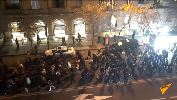 ​​Марш достоинства прошел в Ереване: участников на этот раз было заметно больше. - Sputnik Армения