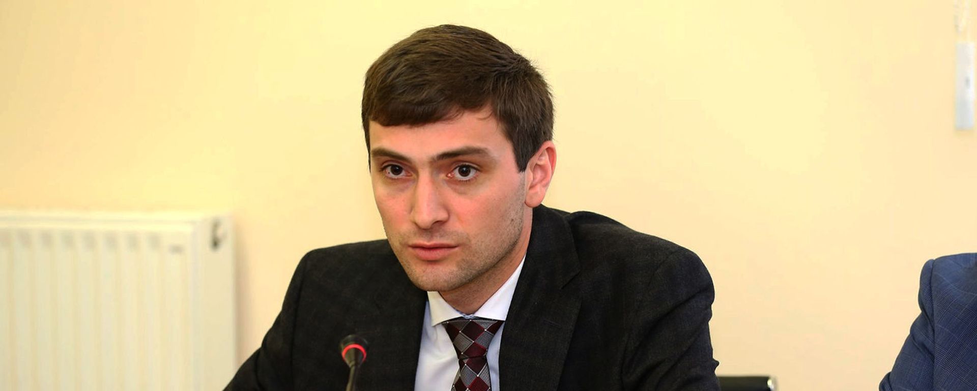 Заместитель министра территориального управления и инфраструктуры РА Армен Симонян - Sputnik Армения, 1920, 23.12.2022