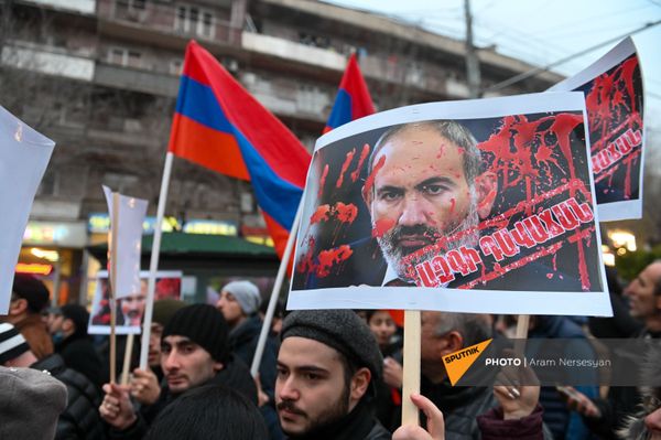 Шествие оппозиции с требованием отставки правительства Армении во главе с премьер-министром (14 декабря 2020). Еревaн - Sputnik Армения