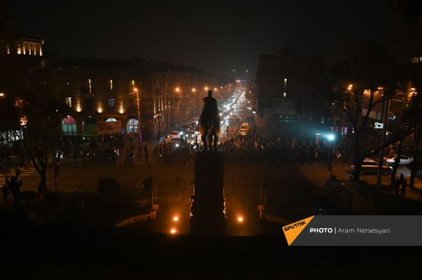 Шествие оппозиции с требованием отставки правительства Армении во главе с премьер-министром (14 декабря 2020). Еревaн - Sputnik Армения