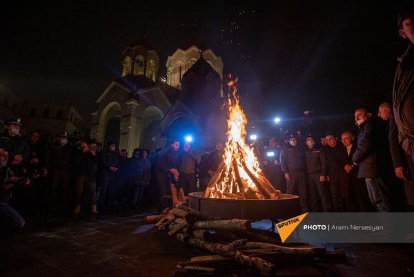 Шествие оппозиции с требованием отставки правительства Армении во главе с премьер-министром (14 декабря 2020). Еревaн - Sputnik Армения