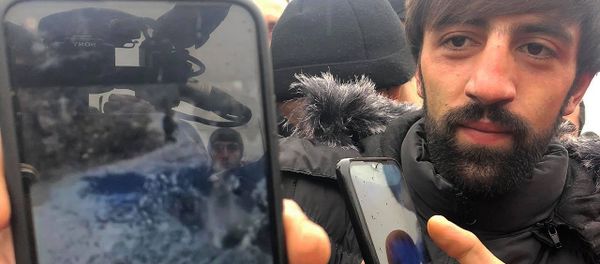 Освободившиеся из окружения жители Ширака рассказывают подробности своего освобождения (16 декабря 2020). Село Азатан - Sputnik Армения
