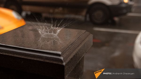 Дождливый день в Ереване - Sputnik Армения