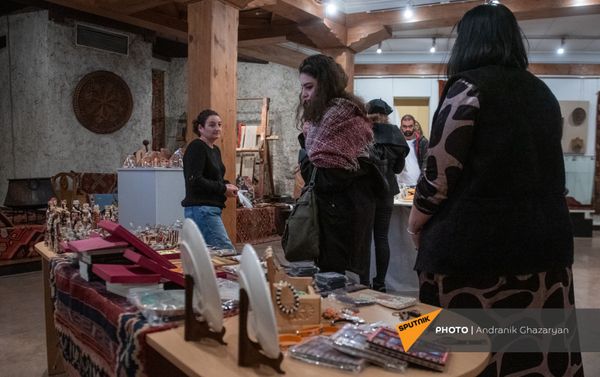 Ցուցահանդես–վաճառք - Sputnik Արմենիա