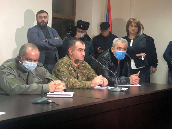 Кто отправил наших ребят к туркам?: жители Ширака возмущены Кто отправил наших ребят к туркам?: жители Ширака возмущены - Sputnik Армения