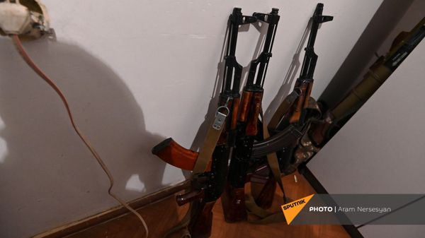 Оружие в селе Шурнух (18 декабря 2020). - Sputnik Армения