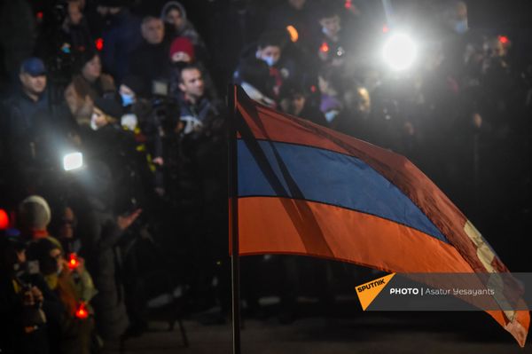 Ընդդիմության նախաձեռնած ջահերով երթը դեպի Եռաբլուր - Sputnik Արմենիա