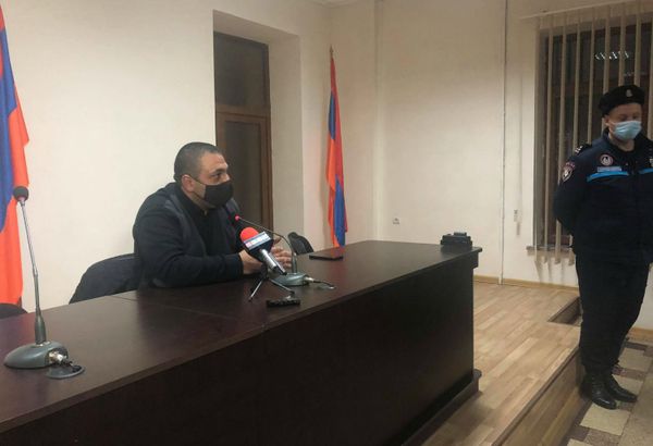 «Յարեն տիրոջը ցավ կուդա, սաղ մատների արանքով կնայեն էս հարցին». շիրակցիները` պատգամավորին  - Sputnik Արմենիա