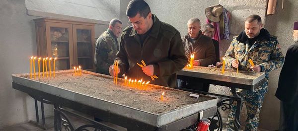 Президент Карабаха Араик Арутюнян посетил монастырский комплекс Амарас (20 декабря 2020). Карабах Президент Карабаха Араик Арутюнян посетил монастырский комплекс Амарас (20 декабря 2020). Карабах - Sputnik Армения