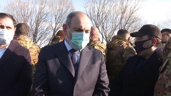 Премье-министр Никол Пашинян в селе Сарнакунк (21 декабря 2020). Сюник Премье-министр Никол Пашинян в селе Сарнакунк (21 декабря 2020). Сюник - Sputnik Արմենիա