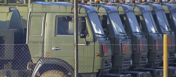 В Карабахе развернут полевой автопарк для техники российского миротворческого контингента - Sputnik Արմենիա