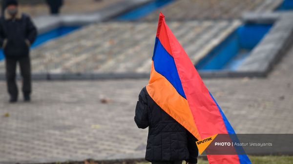 Митинг оппозиции на площади Республики (22 декабря 2020). Еревaн - Sputnik Армения