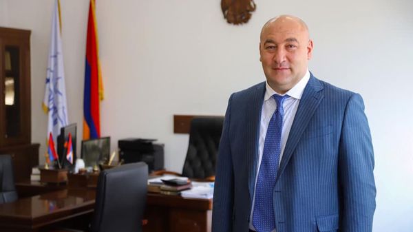 Мэр Каджарана Манвел Парамазян Мэр Каджарана Манвел Парамазян - Sputnik Արմենիա