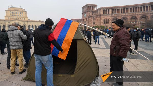 Палатки оппозиции на площади Республики (22 декабря 2020). Ереван - Sputnik Армения