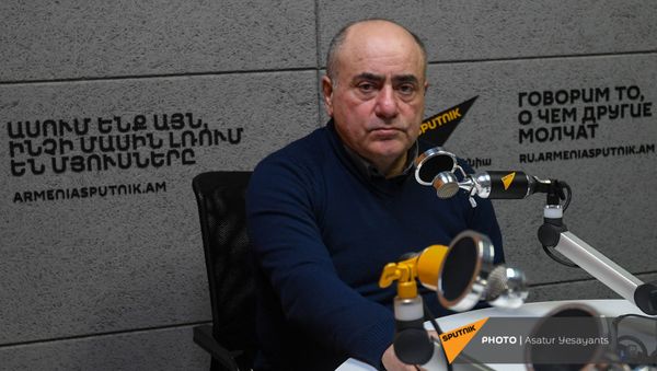 Аналитик Вардан Хачатрян в гостях у радио Sputnik - Sputnik Արմենիա