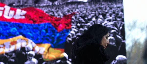 Член партии Процветающая Армения Наира Зограбян на митинге оппозиции (22 декабря 2020). Еревaн - Sputnik Армения