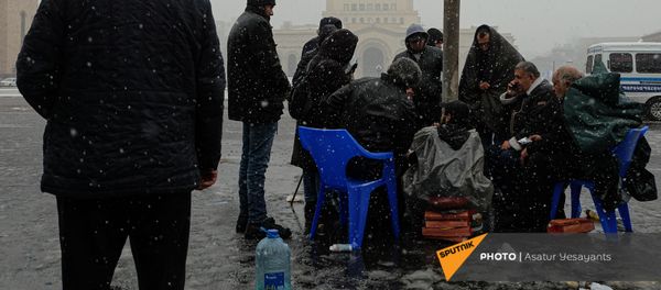 Протестующие на площади Республики в Ереване (23 декабря 2020). Еревaн - Sputnik Արմենիա