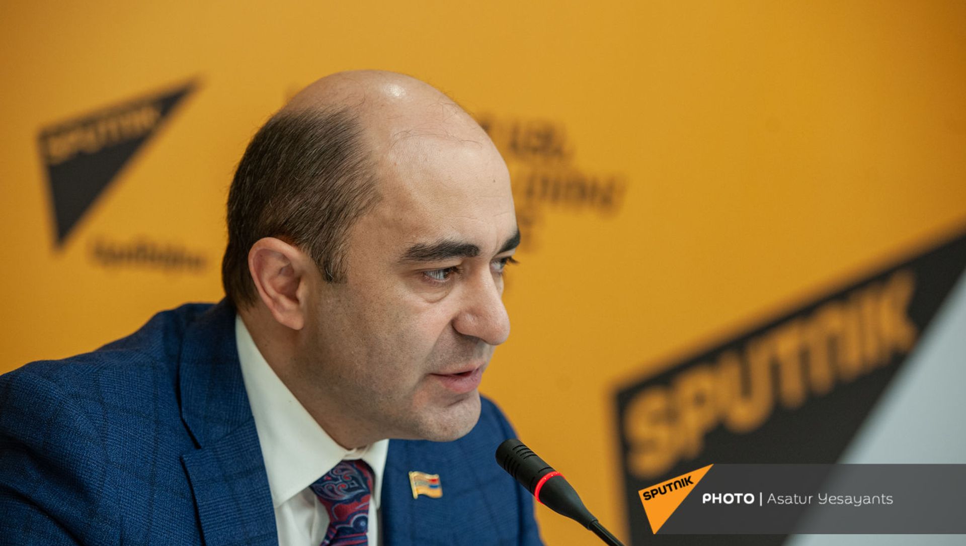 Лидер фракции Просвещенная Армения Эдмон Марукян в гостях у радио Sputnik Лидер фракции Просвещенная Армения Эдмон Марукян в гостях у радио Sputnik - Sputnik Армения, 1920, 13.05.2021