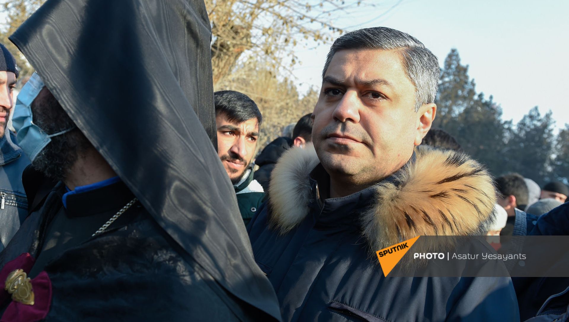 Артур Ванецян на акции в поддержку ААЦ под девизом Решительно встанем на защиту нашей церкви (27 декабря 2020). Эчмиадзин Артур Ванецян на акции в поддержку ААЦ под девизом Решительно встанем на защиту нашей церкви (27 декабря 2020). Эчмиадзин - Sputnik Армения, 1920, 14.06.2021