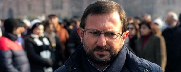 Гехам Манукян на акции протеста (28 декабря 2020). Еревaн - Sputnik Արմենիա