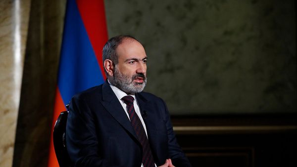 Интервью премьер-министра Никола Пашиняна в прямом эфире Петросу Казаряну (27 декабря 2020). Еревaн - Sputnik Армения