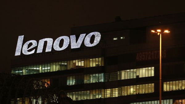 Вывеска на здании, в котором находится офис китайской компьютерной компании Lenovo. - Sputnik Армения