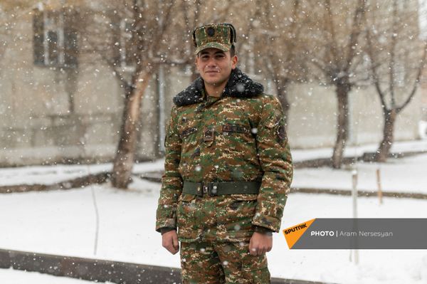 Ни один сантиметр земли в Карвачаре не был сдан боем: истории вернувшихся с войны солдат Ни один сантиметр земли в Карвачаре не был сдан боем: истории вернувшихся с войны солдат - Sputnik Армения