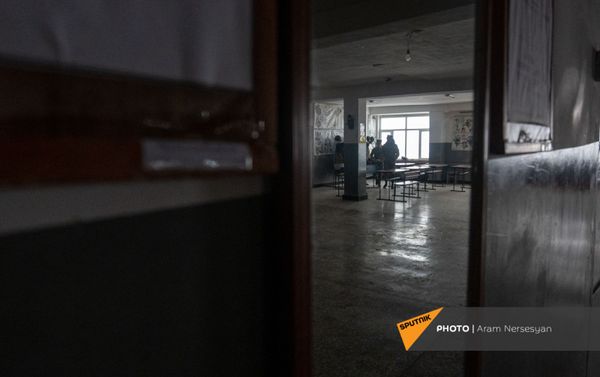 Будни артиллерийского полка, защищающего Карвачар в дни войны (17 декабря 2020). Варденис Будни артиллерийского полка, защищающего Карвачар в дни войны (17 декабря 2020). Варденис - Sputnik Армения