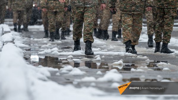 Будни артиллерийского полка, защищающего Карвачар в дни войны (17 декабря 2020). Варденис - Sputnik Армения
