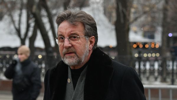 Актер Леонид Ярмольник на церемонии прощания с художественным руководителем Московского театра Современник Галиной Волчек - Sputnik Армения