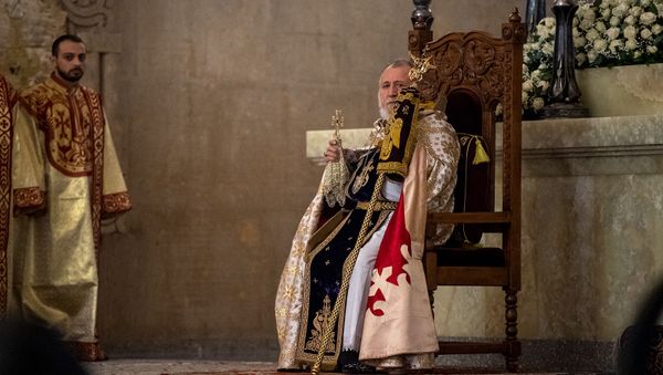 Католикос Гарегин Второй во время Рождественской литургии в соборе Святого Григория Просветителя (6 января 2021). Еревaн - Sputnik Армения
