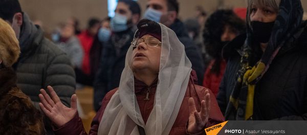 Рождественская литургия в соборе Святого Григория Просветителя (6 января 2021). Еревaн - Sputnik Արմենիա