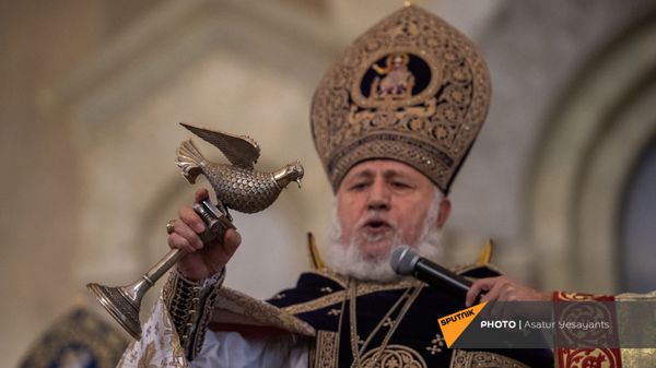 Рождественская литургия в соборе Святого Григория Просветителя (6 января 2021). Еревaн - Sputnik Армения
