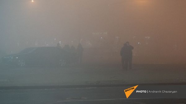 Туманный вечер в Ереване - Sputnik Армения