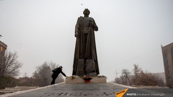 Գարեգին Նժդեհի արձանը - Sputnik Արմենիա