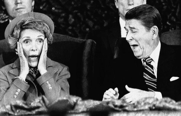 Президент США Рональд Рейган с женой Нэнси в Capital Center в Ландовере, 1985 год - Sputnik Армения