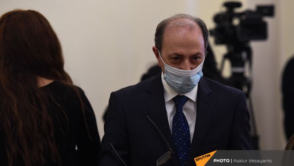 Глава МИД Армении Ара Айвазян перед заседанием Парламента (14 января 2021). Еревaн - Sputnik Армения