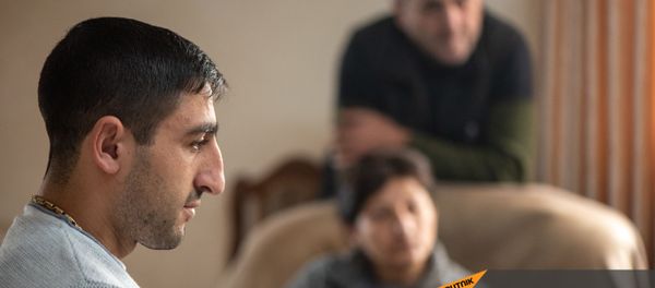 Потерявший обе руки во время карабахской войны Вараздат Санеян (17 января 2021). Цовагюх Потерявший обе руки во время карабахской войны Вараздат Санеян (17 января 2021). Цовагюх - Sputnik Արմենիա