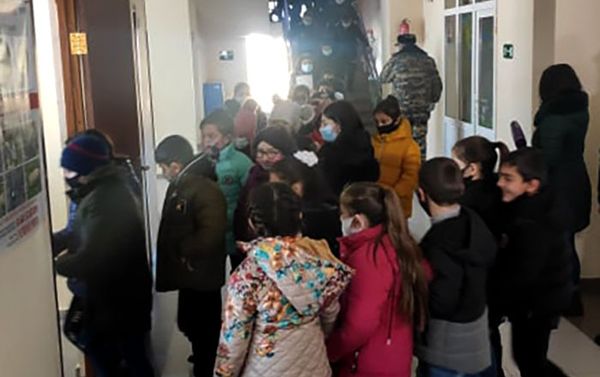 Օդային տագնապ, բնակչության պատսպարման կազմակերպում. Նոր կյանքում «արտակարգ» իրավիճակ է Օդային տագնապ, բնակչության պատսպարման կազմակերպում. Նոր կյանքում «արտակարգ» իրավիճակ է - Sputnik Արմենիա