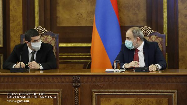 Расширенное заседание Совета безопасности под председательством премьер-министра Никола Пашиняна и президента НКР Араика Арутюняна (22 января 2021). Еревaн Расширенное заседание Совета безопасности под председательством премьер-министра Никола Пашиняна и президента НКР Араика Арутюняна (22 января 2021). Еревaн - Sputnik Արմենիա