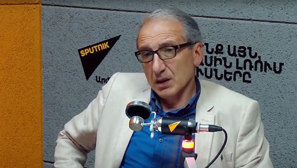 Правозащитник Паргев Оганян - Sputnik Արմենիա