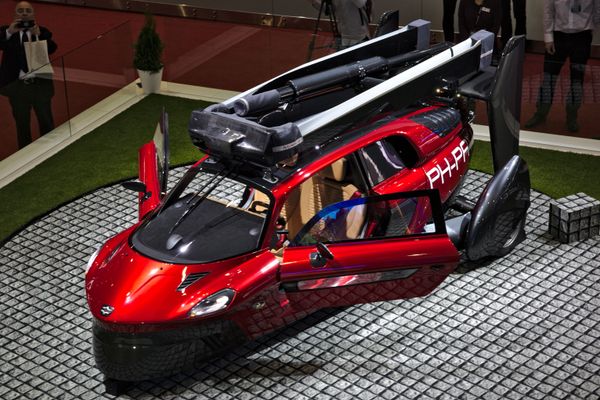 Летающий автомобиль PAL-V на Женевском автосалоне 2018 Летающий автомобиль PAL-V на Женевском автосалоне 2018 - Sputnik Армения