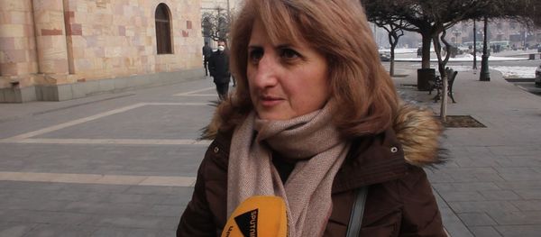 Քաղաքացիները խոսում են Հայոց բանակի նվաճումների մասին և մաղթանքներ հղում տոնի առթիվ  - Sputnik Արմենիա