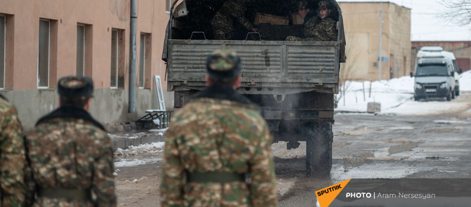 Будни артиллерийского полка, защищающего Карвачар в дни войны (17 декабря 2020). Варденис Будни артиллерийского полка, защищающего Карвачар в дни войны (17 декабря 2020). Варденис - Sputnik Армения, 1920, 29.04.2021