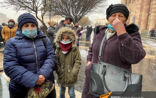 Ситуация у здания Правительства на площади Республики во время акции протеста (29 января 2021). Еревaн Ситуация у здания Правительства на площади Республики во время акции протеста (29 января 2021). Еревaн - Sputnik Армения