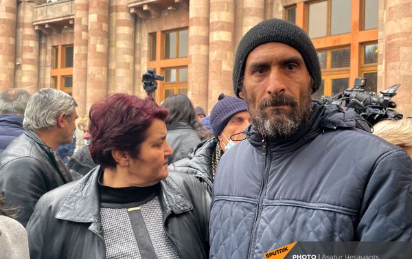 Ситуация у здания Правительства на площади Республики во время акции протеста (29 января 2021). Еревaн Ситуация у здания Правительства на площади Республики во время акции протеста (29 января 2021). Еревaн - Sputnik Армения