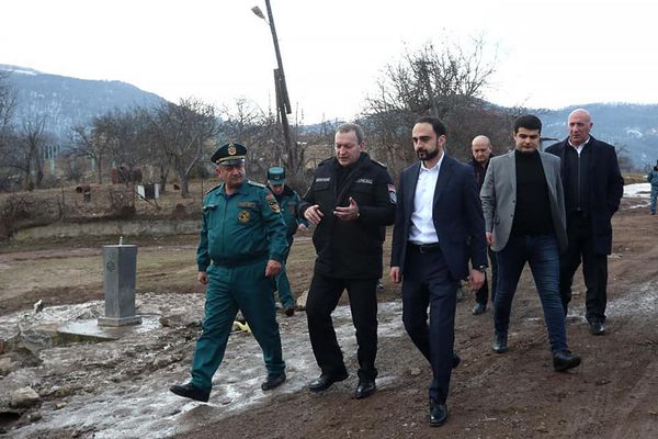 Ավինյանը հանդիպումներ է ունեցել Որոտան և Շուռնուխ համայնքներում - Sputnik Արմենիա