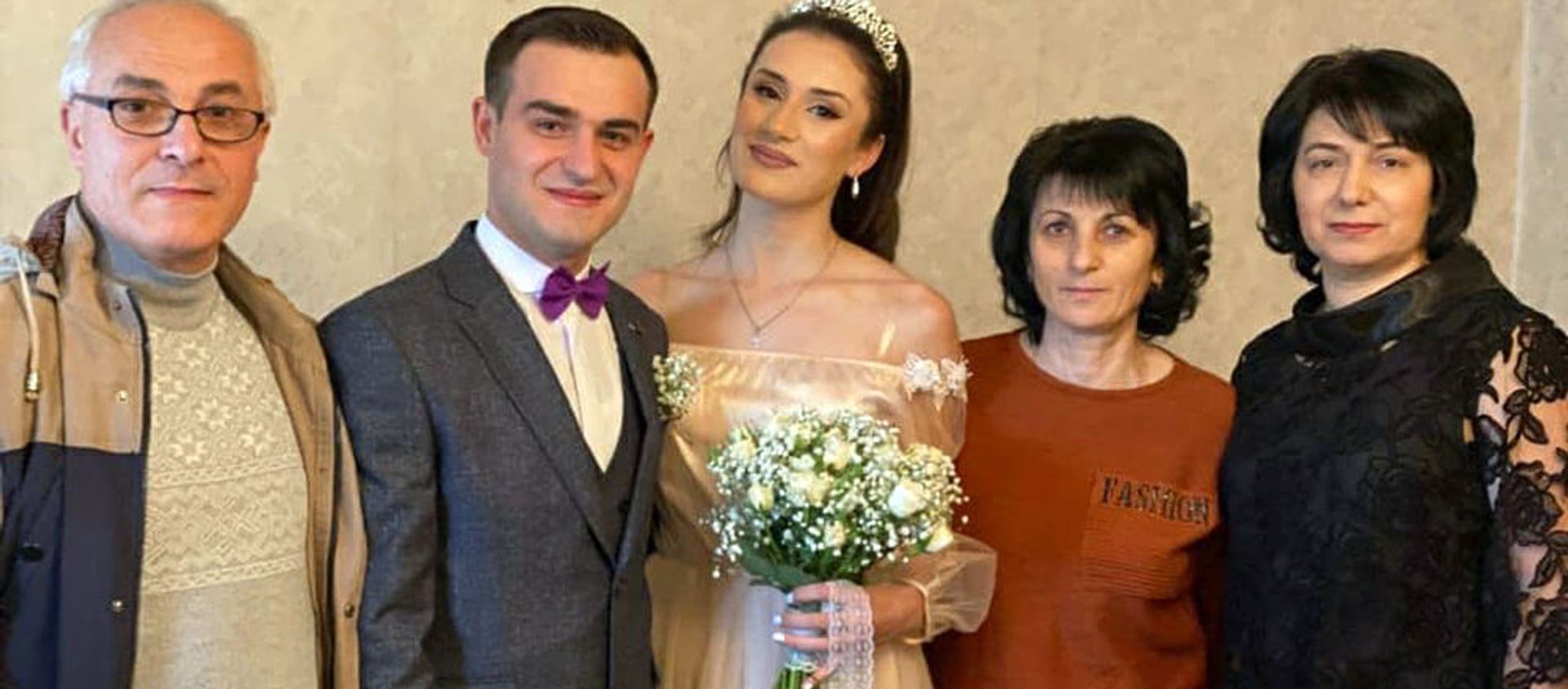 Свадьба Ангелины Авакян и Артура Арушанова (27 декабря 2020). Степанакерт Свадьба Ангелины Авакян и Артура Арушанова (27 декабря 2020). Степанакерт - Sputnik Արմենիա, 1920, 31.01.2021