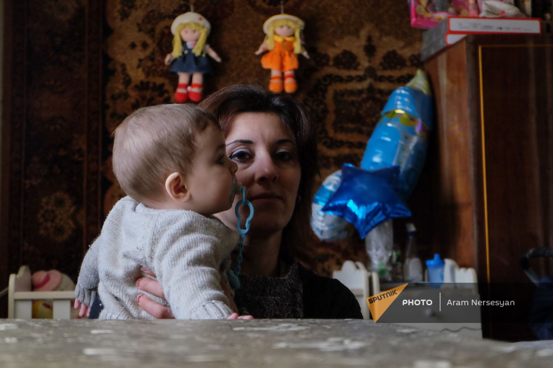 Они потеряли Дом, но сыновья остались живы - грусть и радость семьи Геворкян из Кашатага Они потеряли Дом, но сыновья остались живы - грусть и радость семьи Геворкян из Кашатага - Sputnik Армения, 1920, 07.02.2021